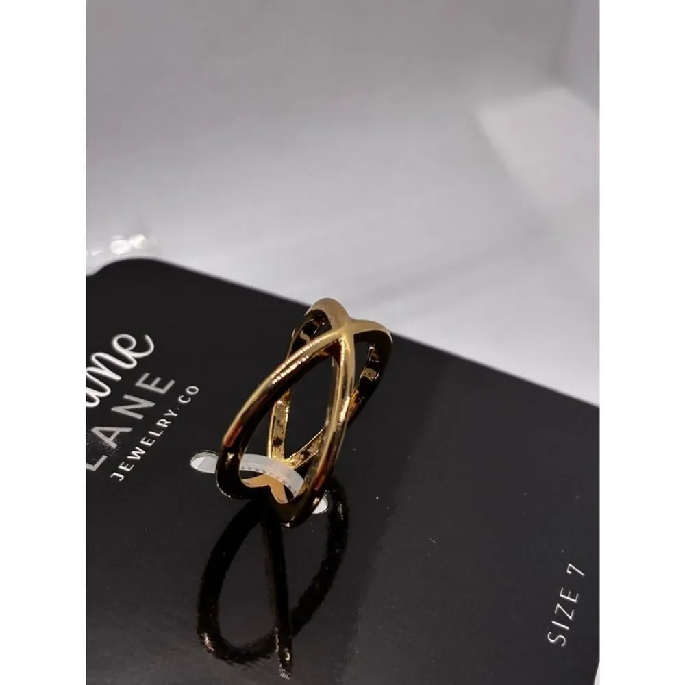 3For$20 Jasmine Lane Gold Interlocking Ring - Size 7